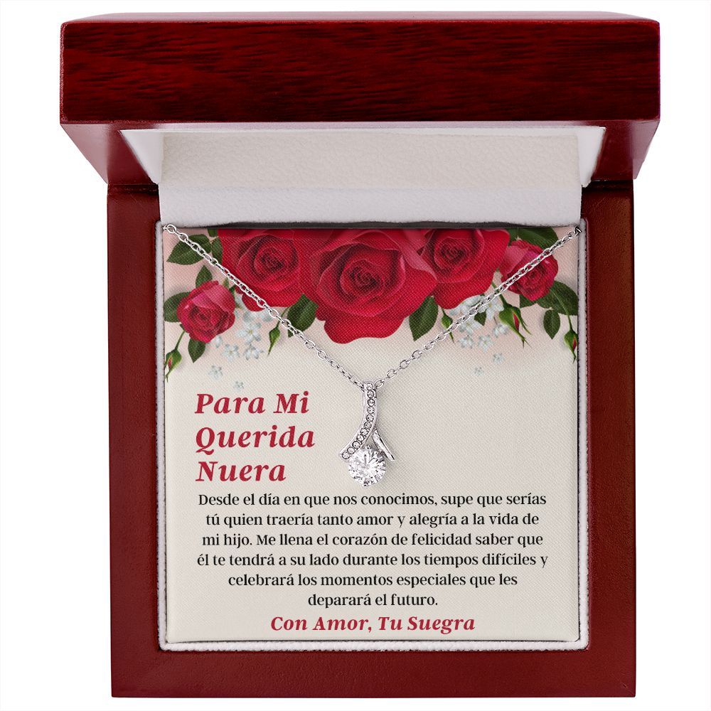 Querida Nuera Collar Con Tarjeta Latina Daughter-In-Law Necklace Gift