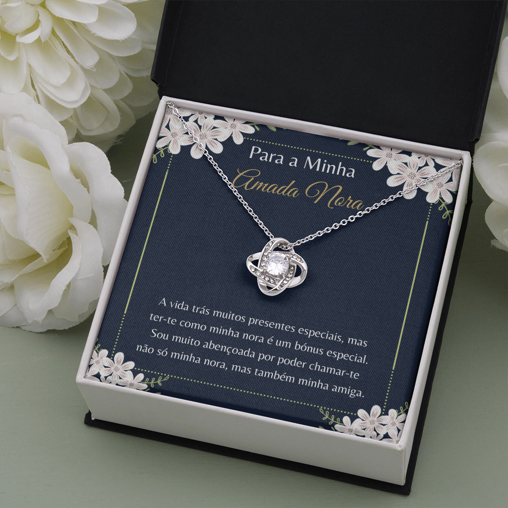 Amada Nora Colar Portuguese Daughter-In-Law Necklace Card